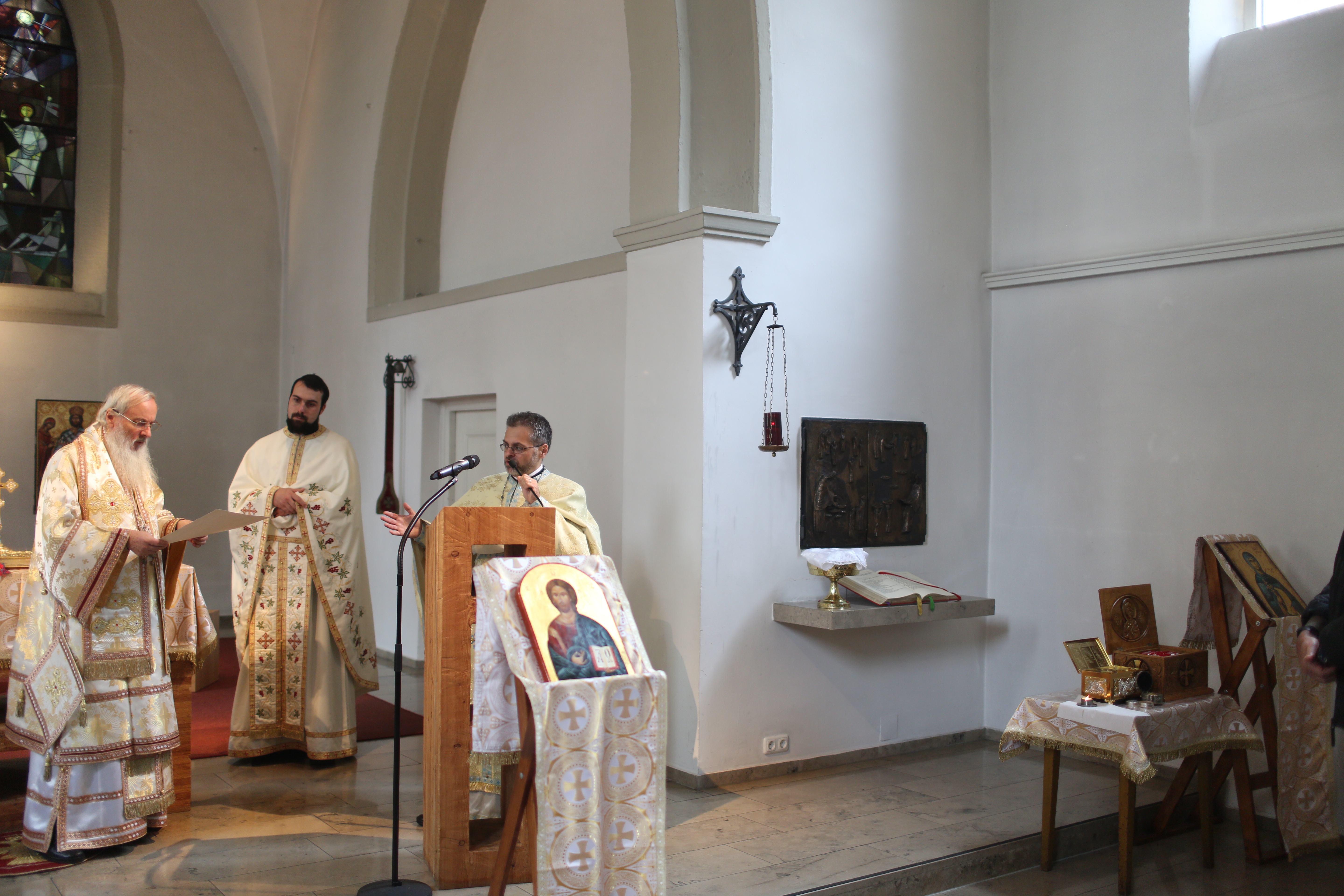 Slujbă arhierească la München și dar duhovnicesc pentru capitala Bavariei