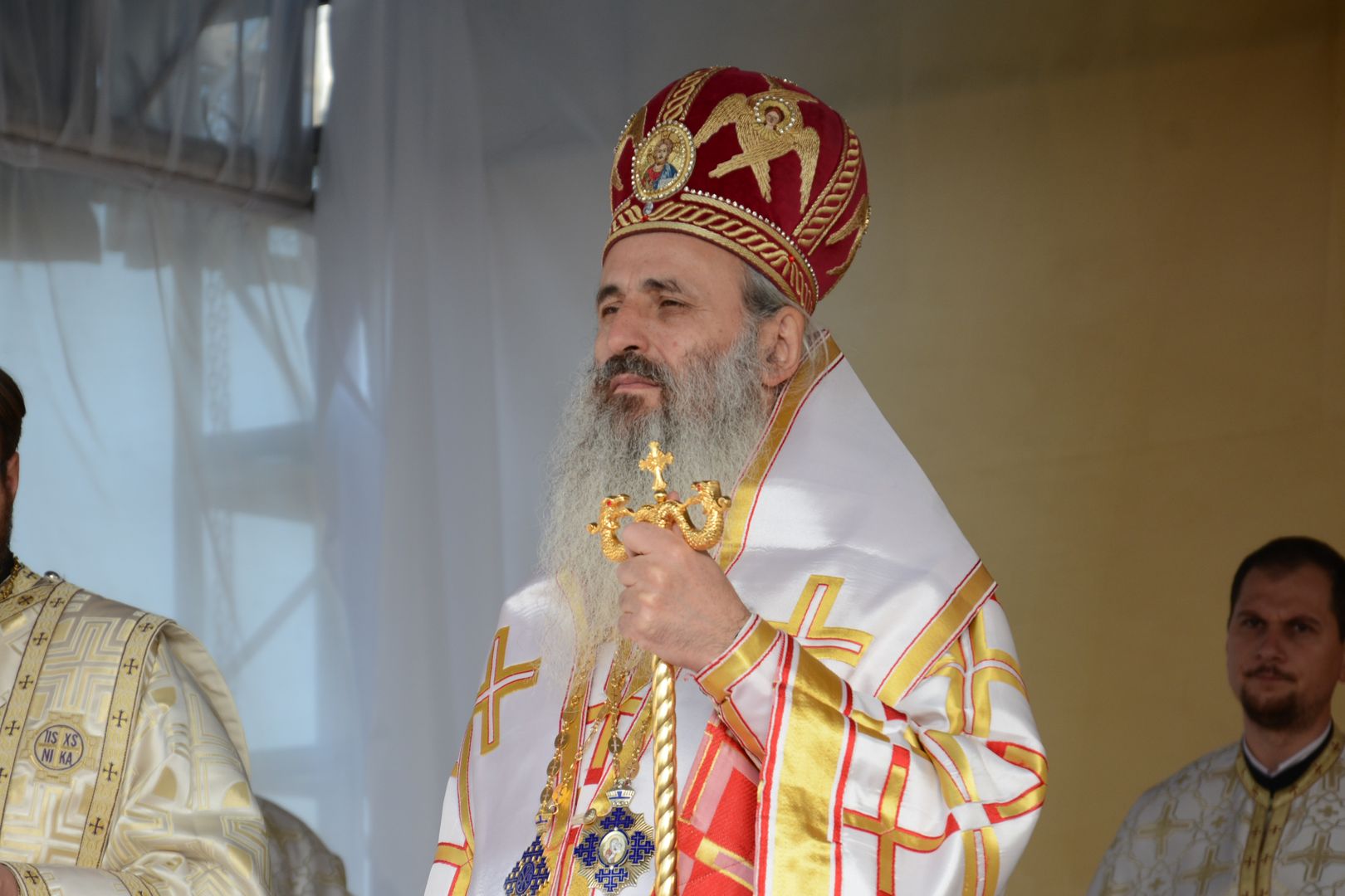 foto: Flavius Popa Biserica din Brăești închinată Sfintei Parascheva a fost resfințită