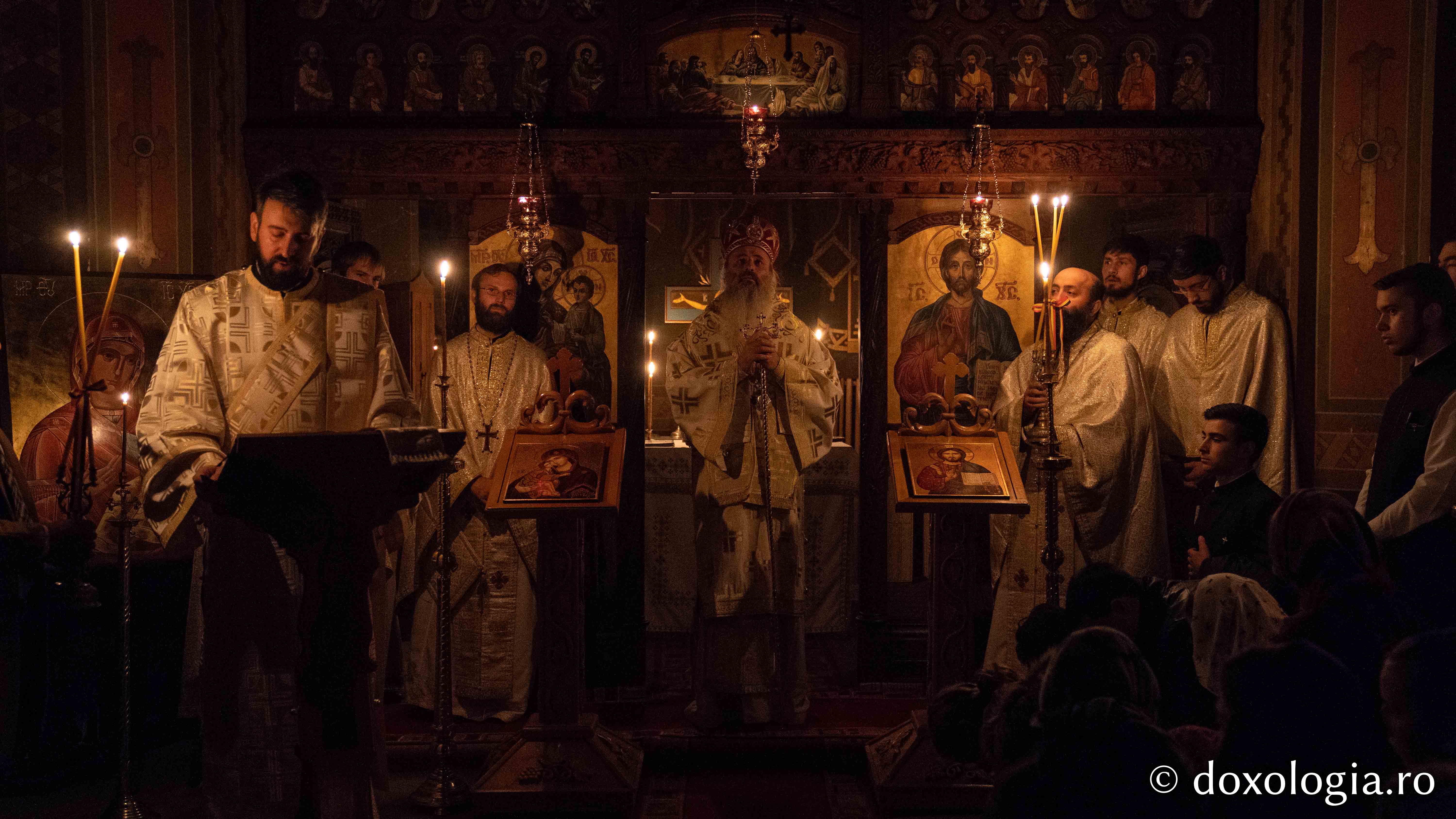 IPS Teofan, către liceeni: „Îl rog pe Dumnezeu să vă dăruiască discernământ în alegerea grupului de prieteni”