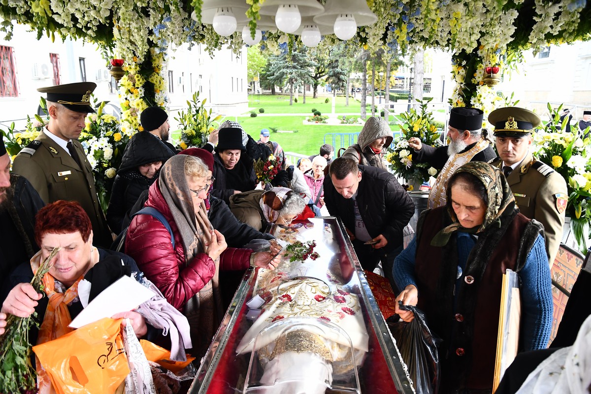 Vocea pelerinului: „Voi povesti tuturor câtă credinţă şi evlavie au oamenii în sfinţi”