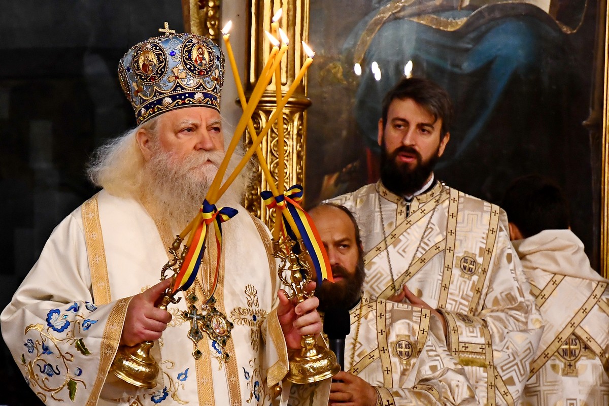 Foto: Constantin Ciofu Liturghie arhierească la Catedrala Mitropolitană din Iași
