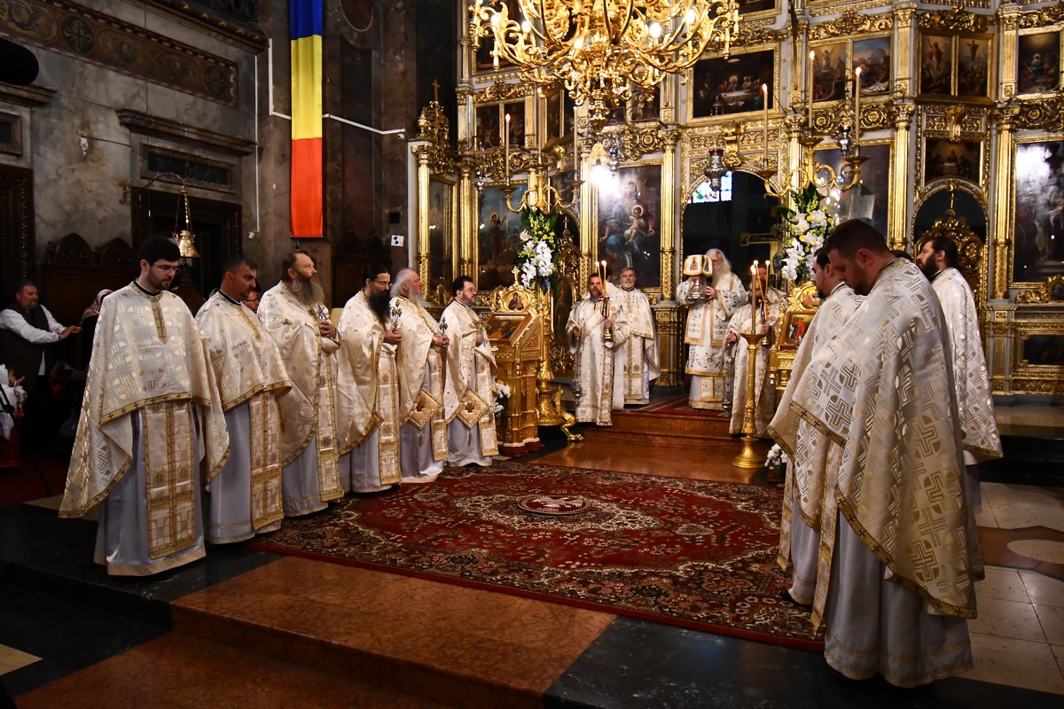Foto: Constantin Ciofu Liturghie arhierească la Catedrala Mitropolitană din Iași