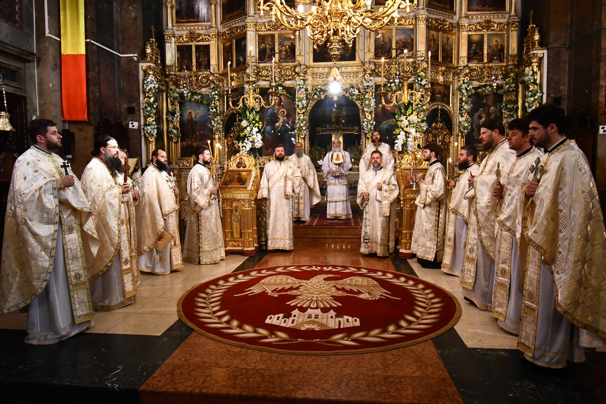 PS Părinte Nicodim a slujit în Catedrala Mitropolitană din Iaşi