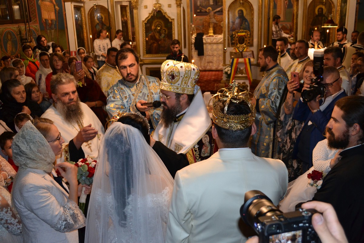 Cununie religioasă oficiată de PS Macarie la Botoșani