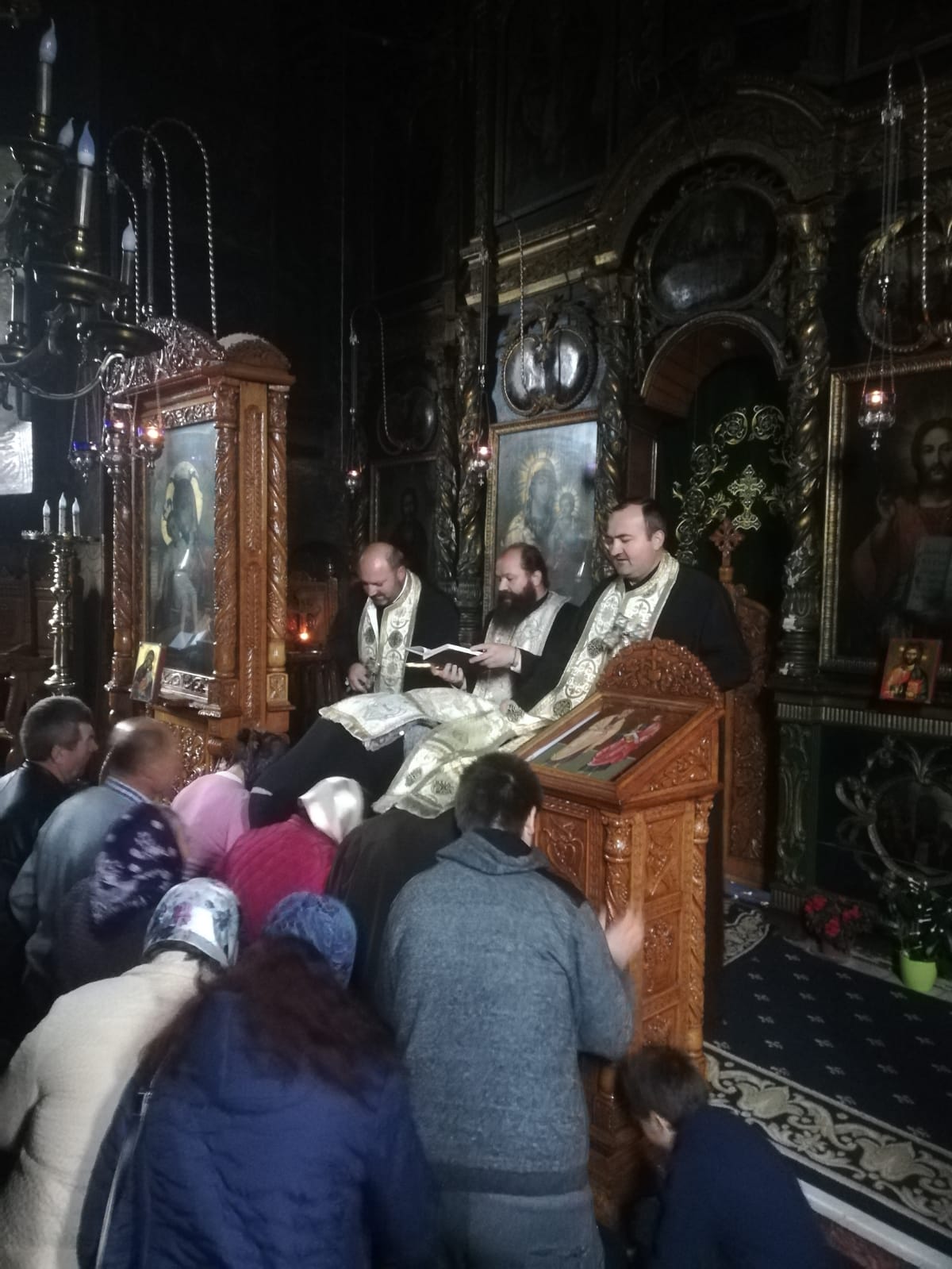 Pelerini sascuteni, în pelerinaj la Sfânta Parascheva