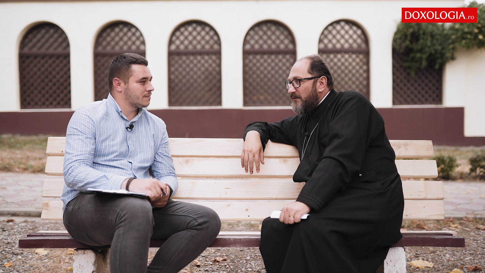 (Video) Părintele Constantin Necula, în lumea lui... Google