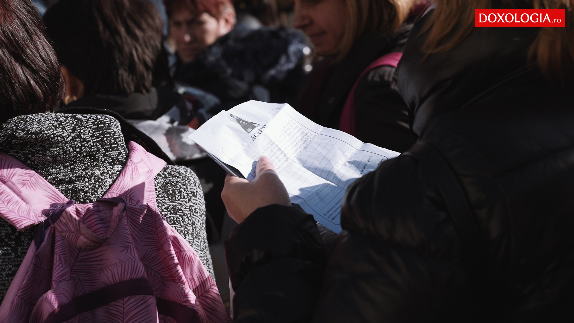 (Video) De ce vin pelerinii la Hramul Sfintei Parascheva?