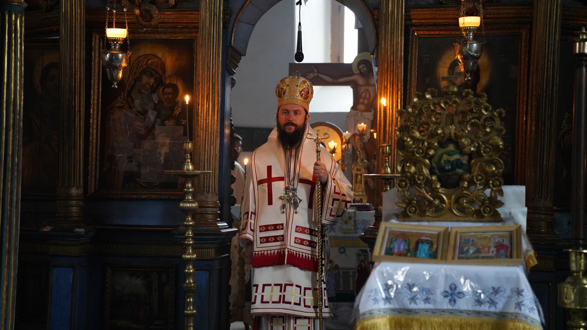 Cursuri preoțești la Miclăușeni – PS Damaschin Dorneanul și pr. Radu Preda, alături de clericii participanți