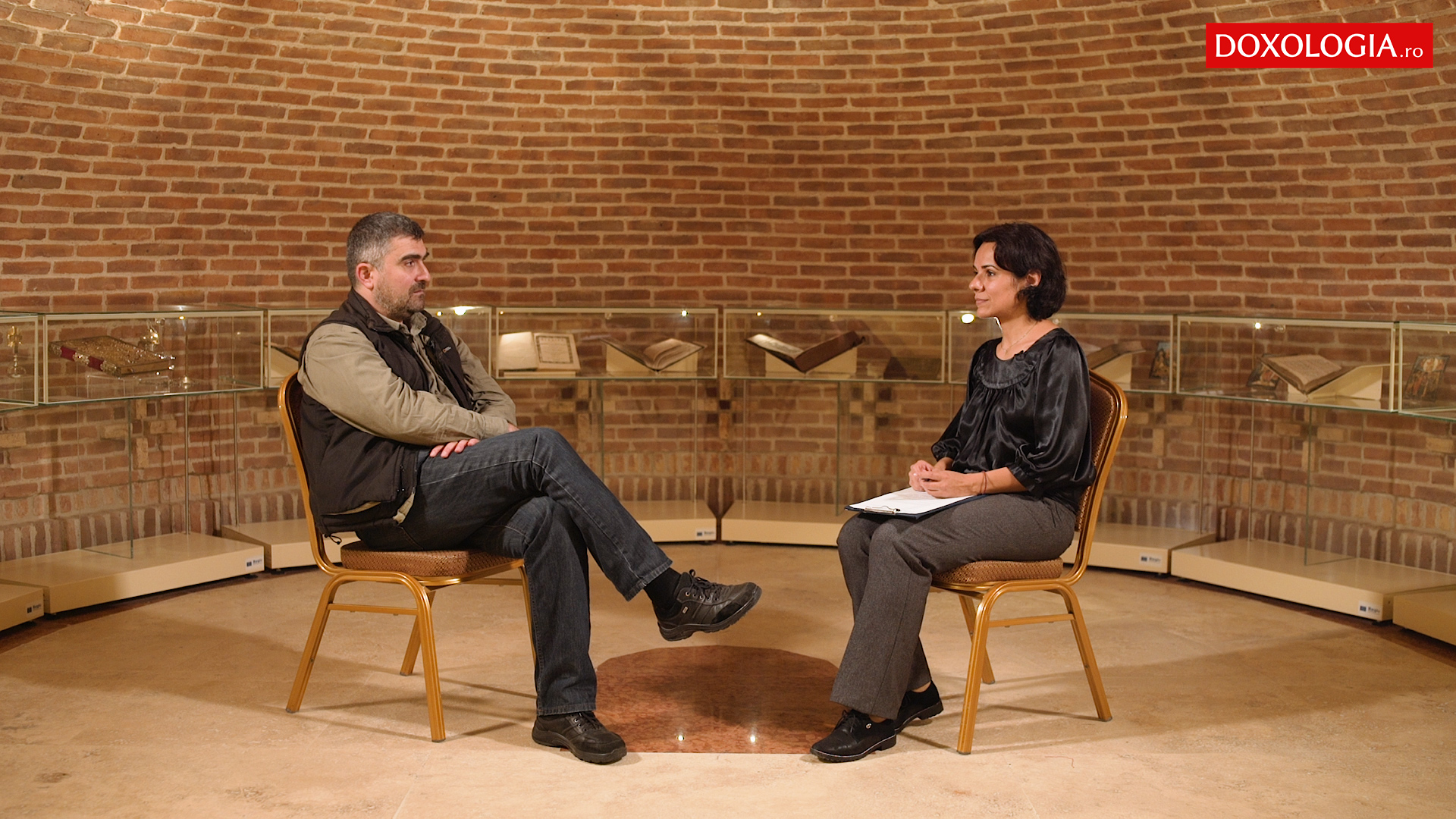 (Video) Interviu cu cercetătorul Mirel Bănică – „Toate pelerinajele au ceva în comun: bucuria pelerinilor”