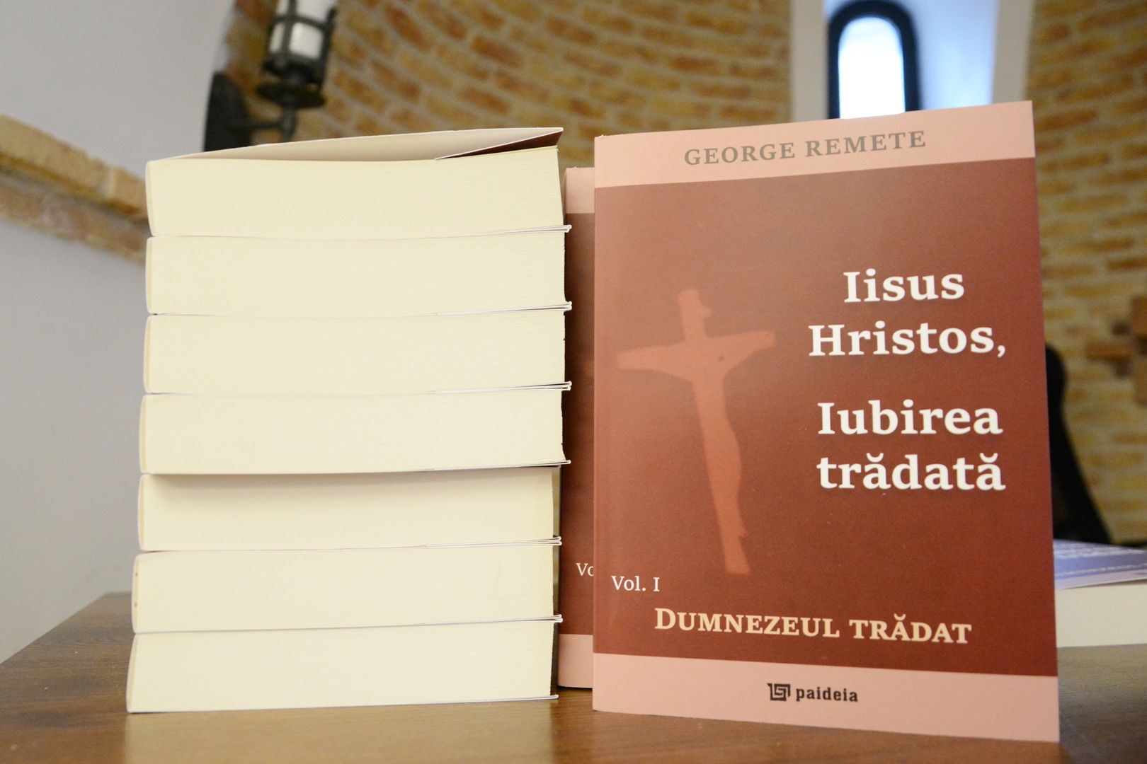 Lansare de carte la Muzeul Mitropolitan din Iași – „Iisus Hristos, Iubirea trădată”