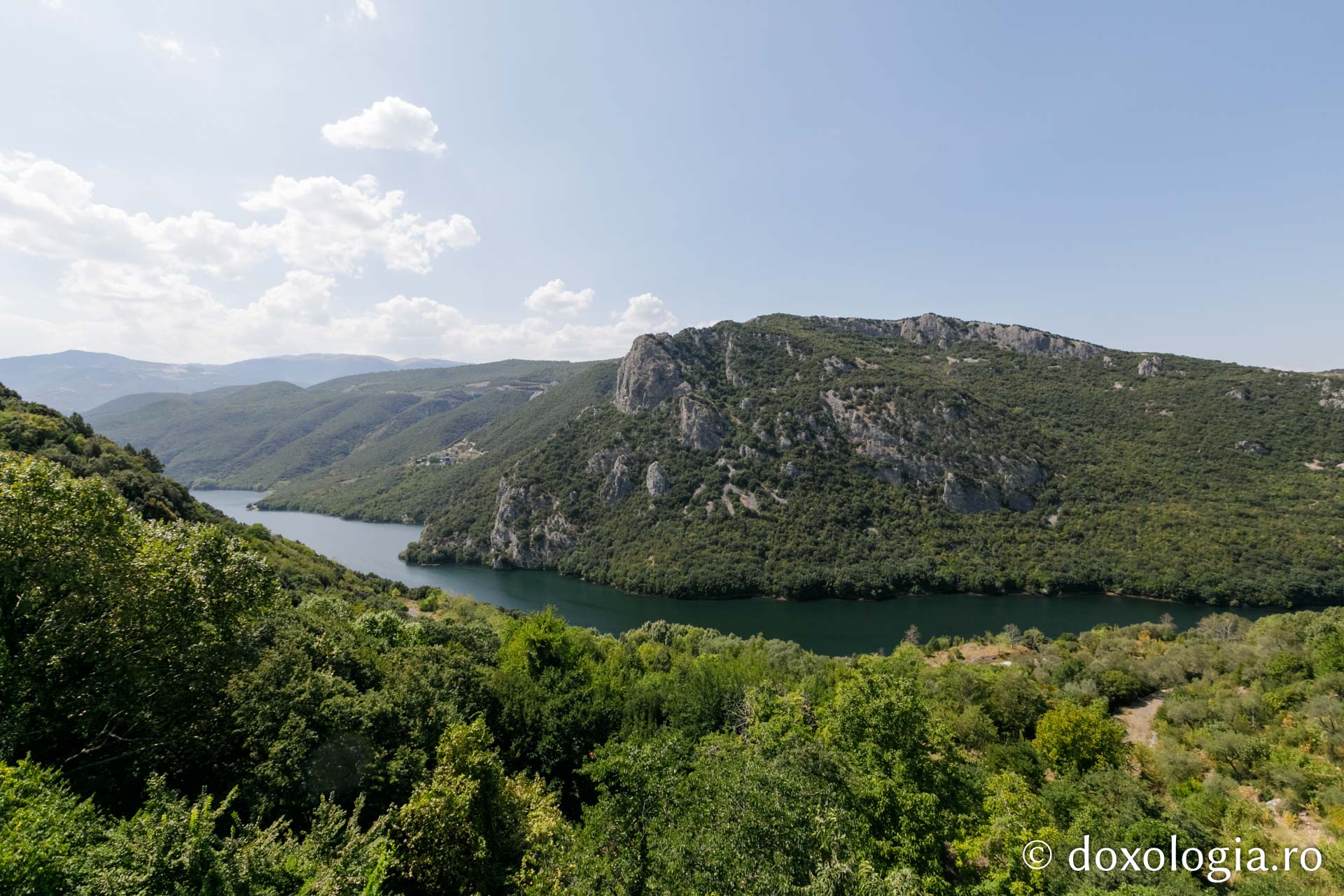 Mănăstirea Sfântul Ioan Botezătorul – Pieria, Grecia / Foto: Pr. Silviu Cluci Mănăstirea Sfântul Ioan Botezătorul – Pieria, Grecia