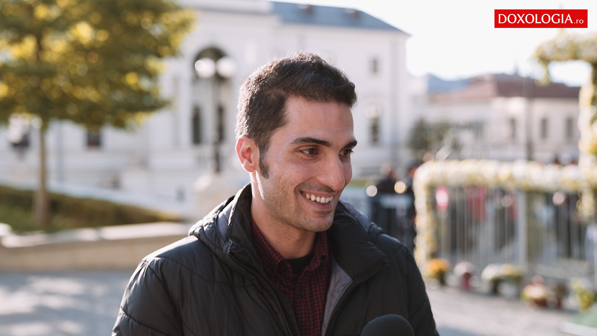 „Mă numesc Mustafa, sunt musulman și pelerin la Sfânta Parascheva”