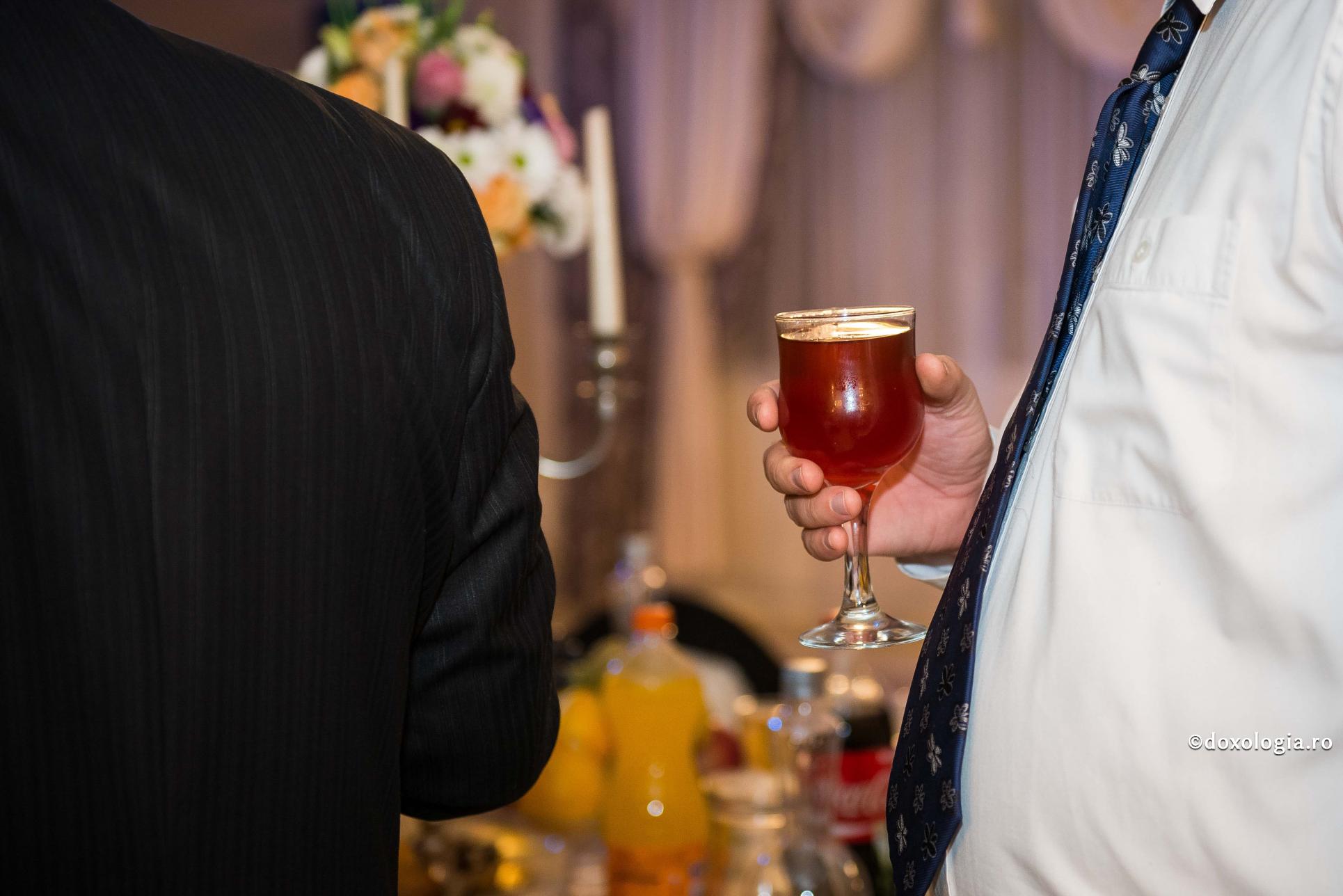 Sminteala este mai mare la oamenii care se lasă robiți de băutură