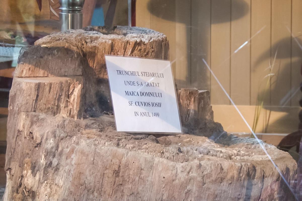 „Hram binecuvântat” la Mănăstirea Bisericani din judeţul Neamţ „Hram binecuvântat” la Mănăstirea Bisericani din judeţul Neamţ