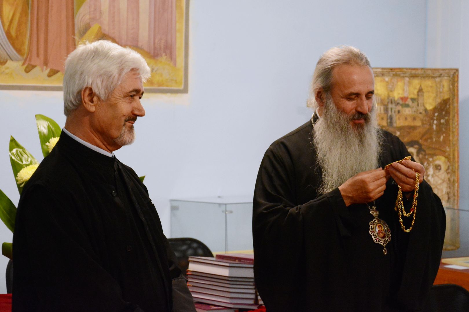 Aniversare în comunitatea Facultății de Teologie Ortodoxă din Iași: Părintele prof. univ. dr. Petre Semen a împlinit 70 de ani