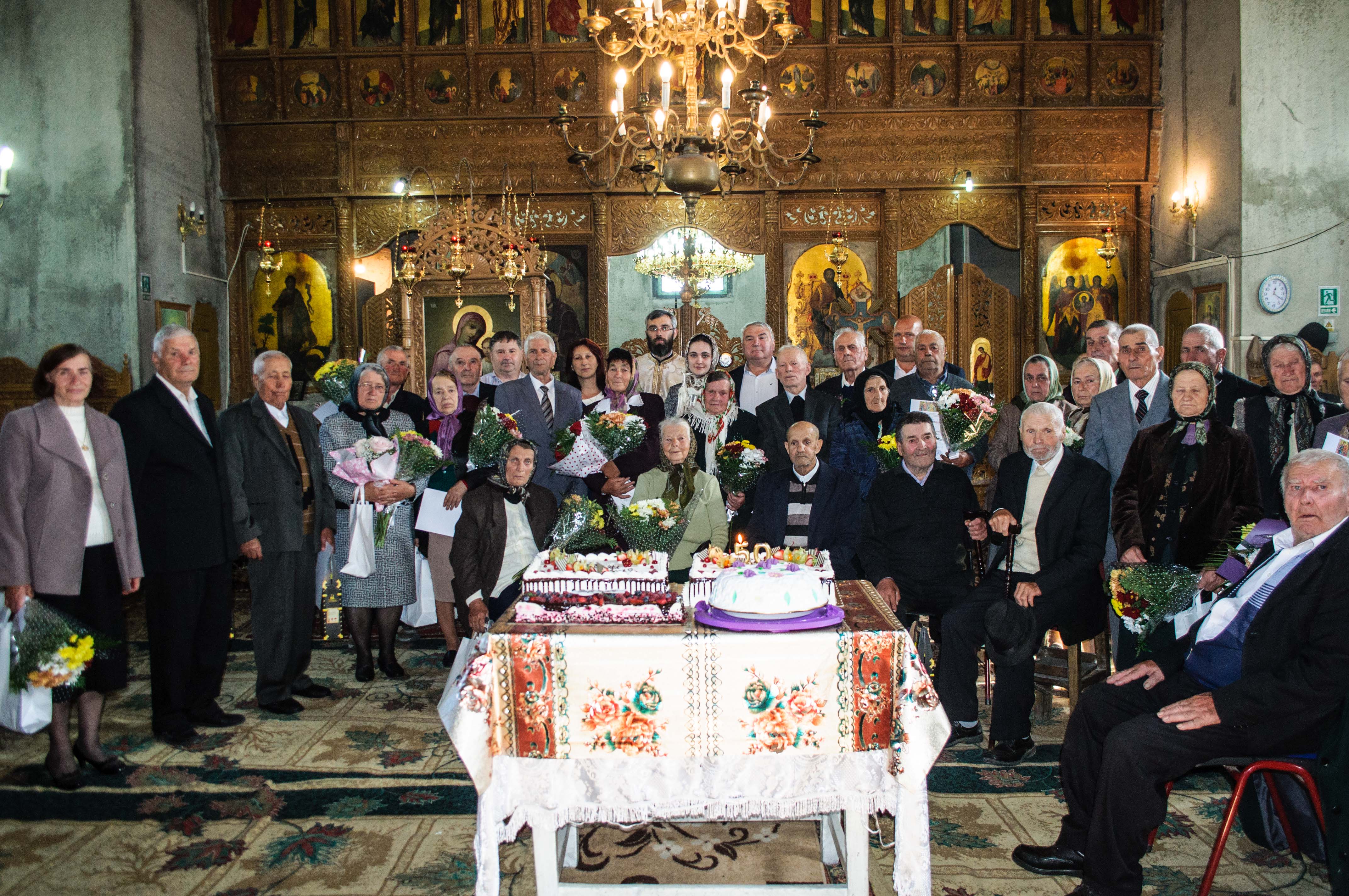 Slujbă de mulțumire pentru 26 de familii care au împlinit peste 50 de ani de la căsătorie, în Parohia Ceplenița