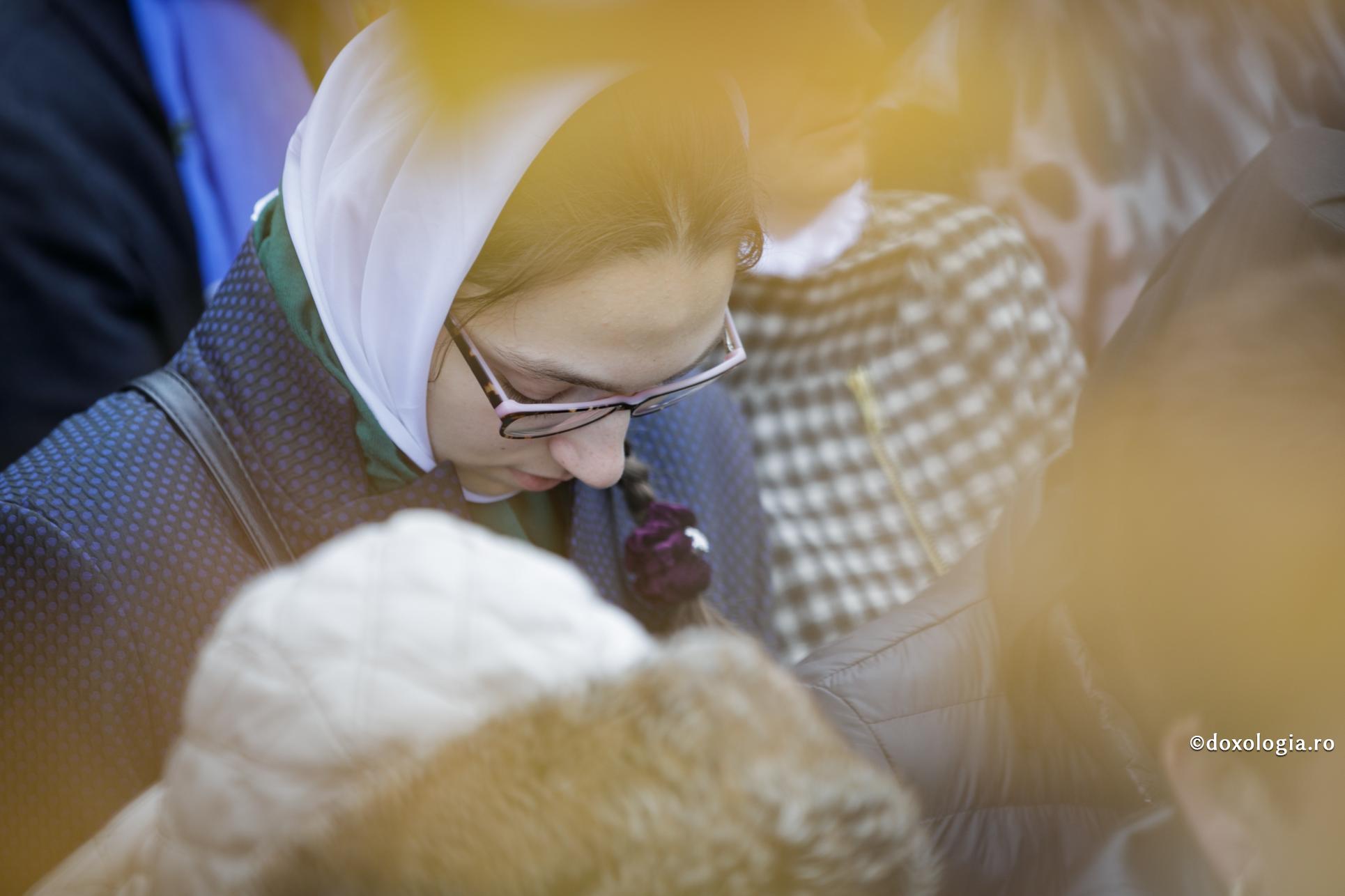 Să ne rugăm cu voce tare?