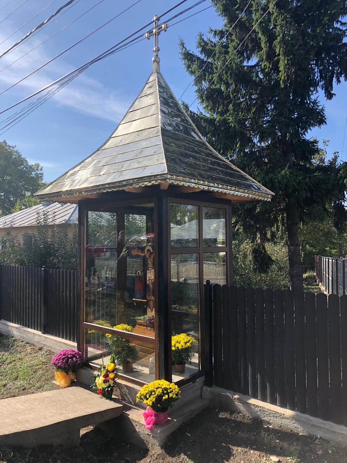 Sfințire de troiță în Parohia Ciornohal