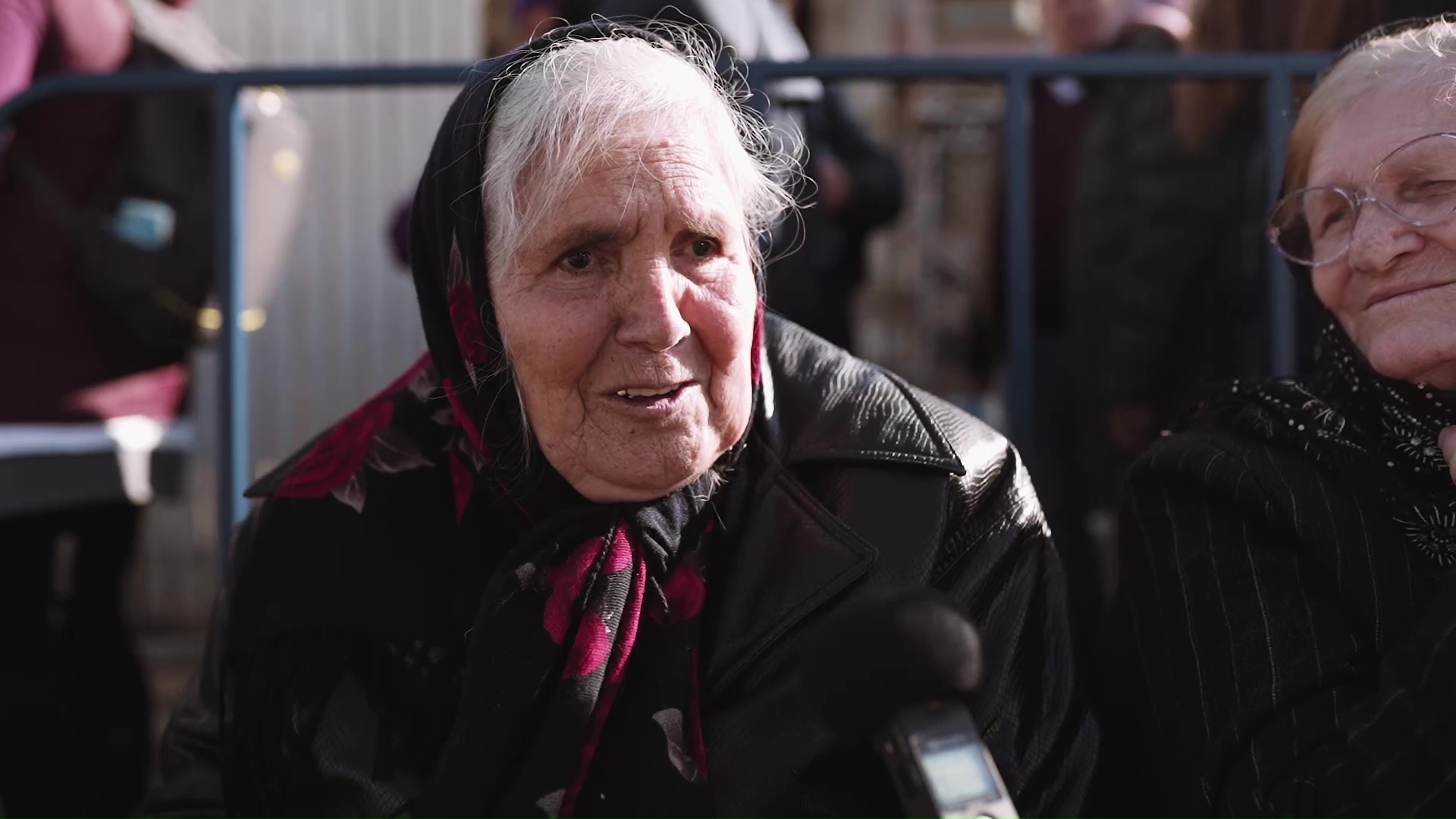 (Video) Două minuni povestite de bunica Adela și o credință puternică în Sfânta Parascheva