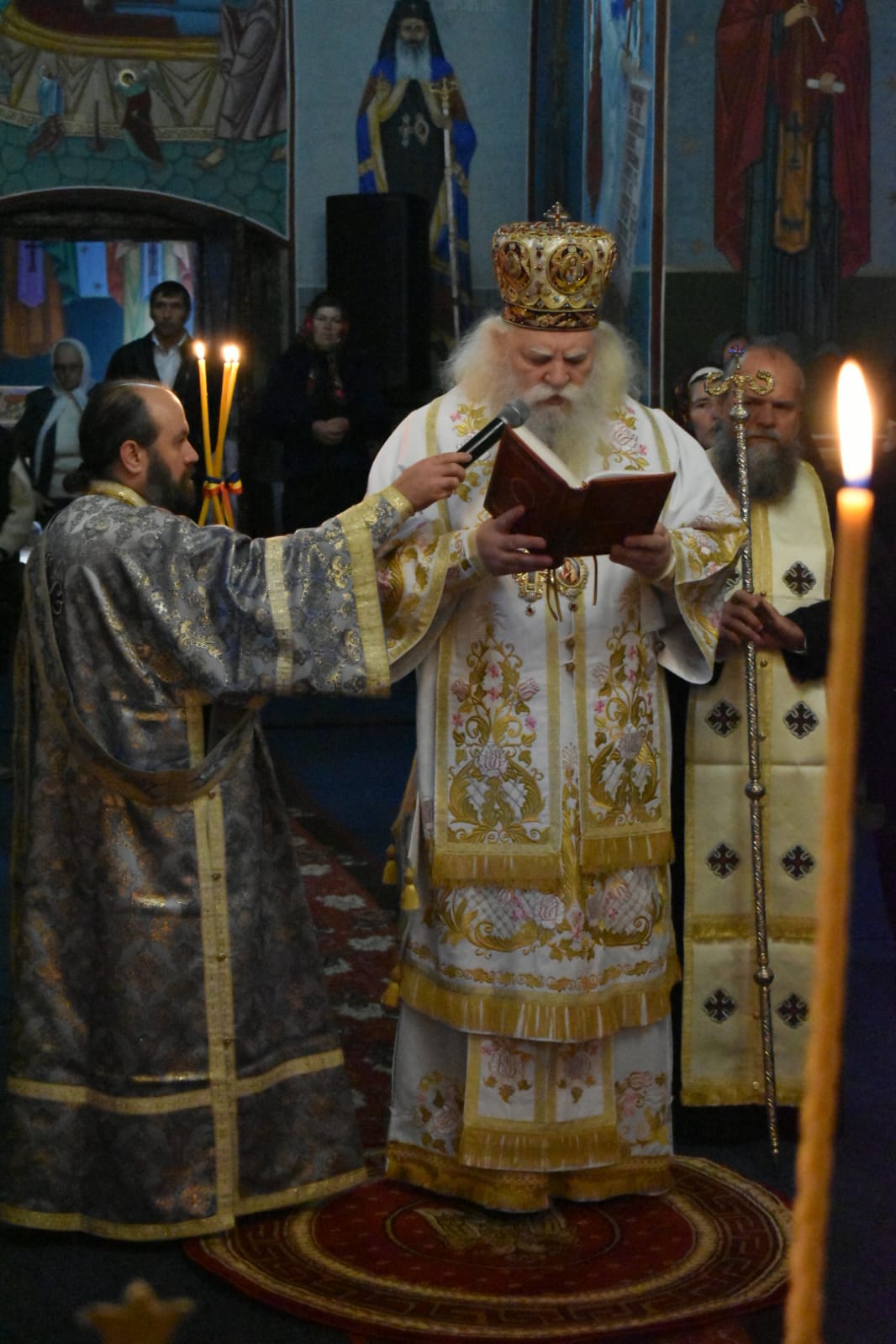 PS Calinic Botoşăneanul a sfinţit așezământul social din Parohia Lişna PS Calinic Botoşăneanul a sfinţit așezământul social din Parohia Lişna