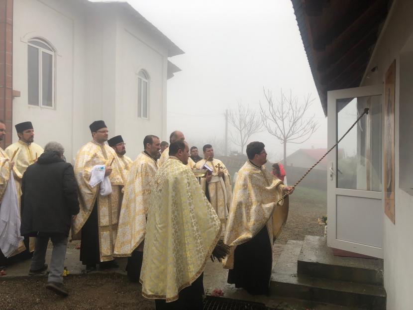 Așezământul social din Parohia Fundoaia a fost sfinţit Așezământul social din Parohia Fundoaia a fost sfinţit