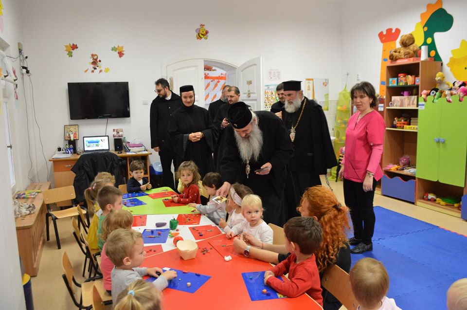 IPS Teofan a vizitat Fundația „Episcop Melchisedec”