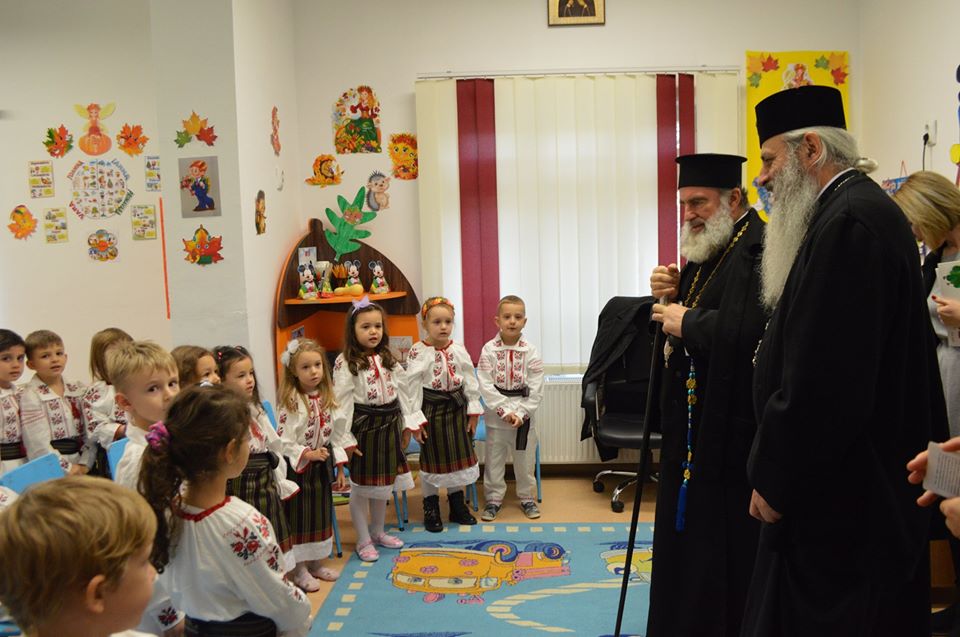 IPS Teofan a vizitat Fundația „Episcop Melchisedec”