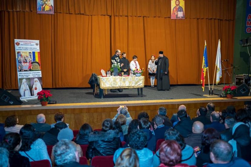 Părintele Constantin Necula a conferenţiat la Oneşti Părintele Constantin Necula a conferenţiat la Oneşti