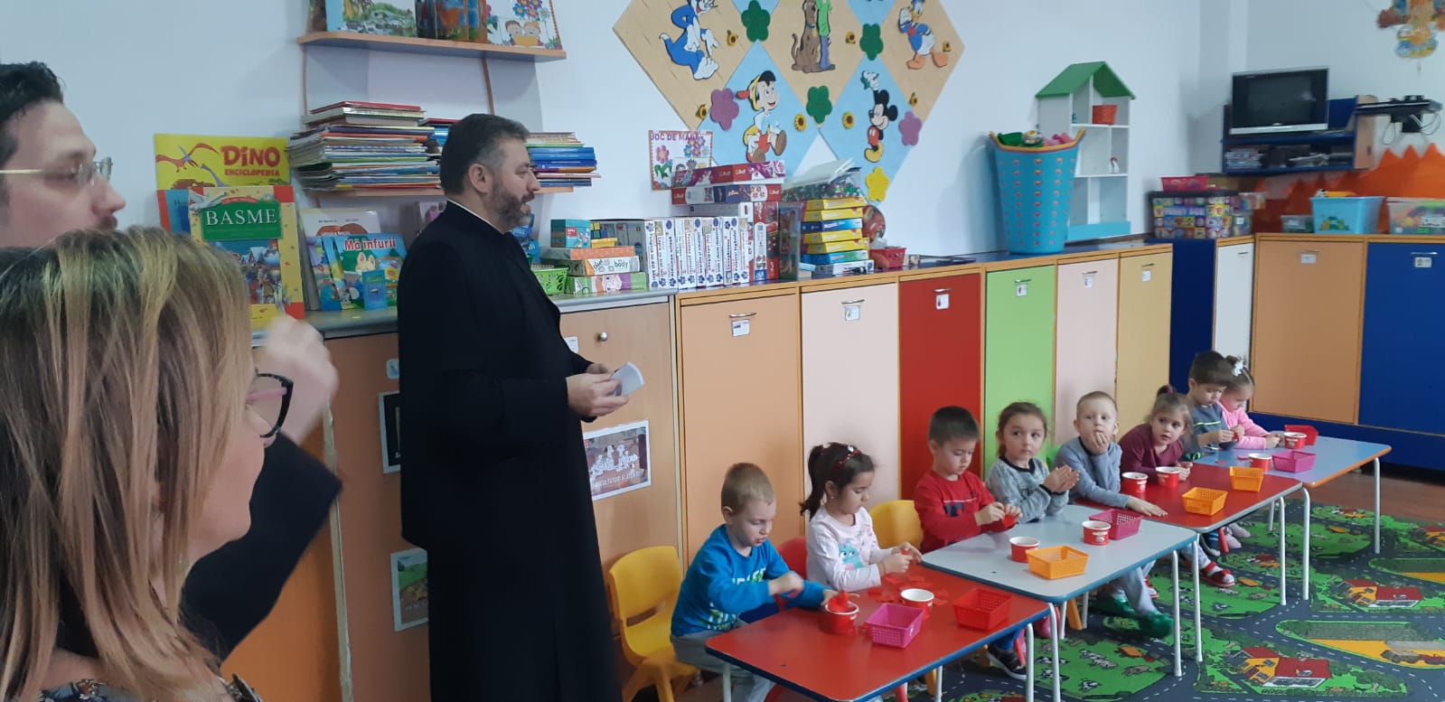 Viața Sfântului Stelian, prezentată elevilor Școlii Gimnaziale „Daniela Cuciuc” din Piatra Neamț