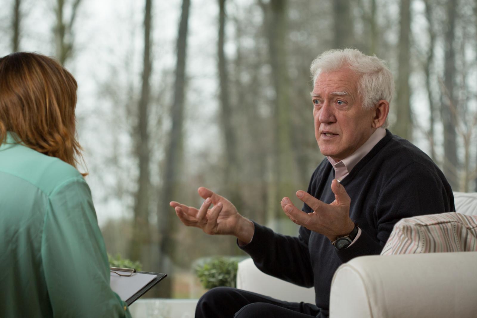 Din multă vorbă nu vom putea scăpa de păcat