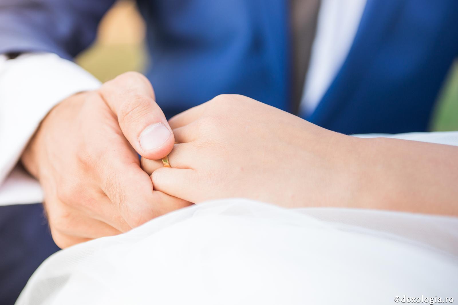 Foto: Oana Nechifor Să fim buni cu toată lumea, dar mai ales cu soțiile noastre...