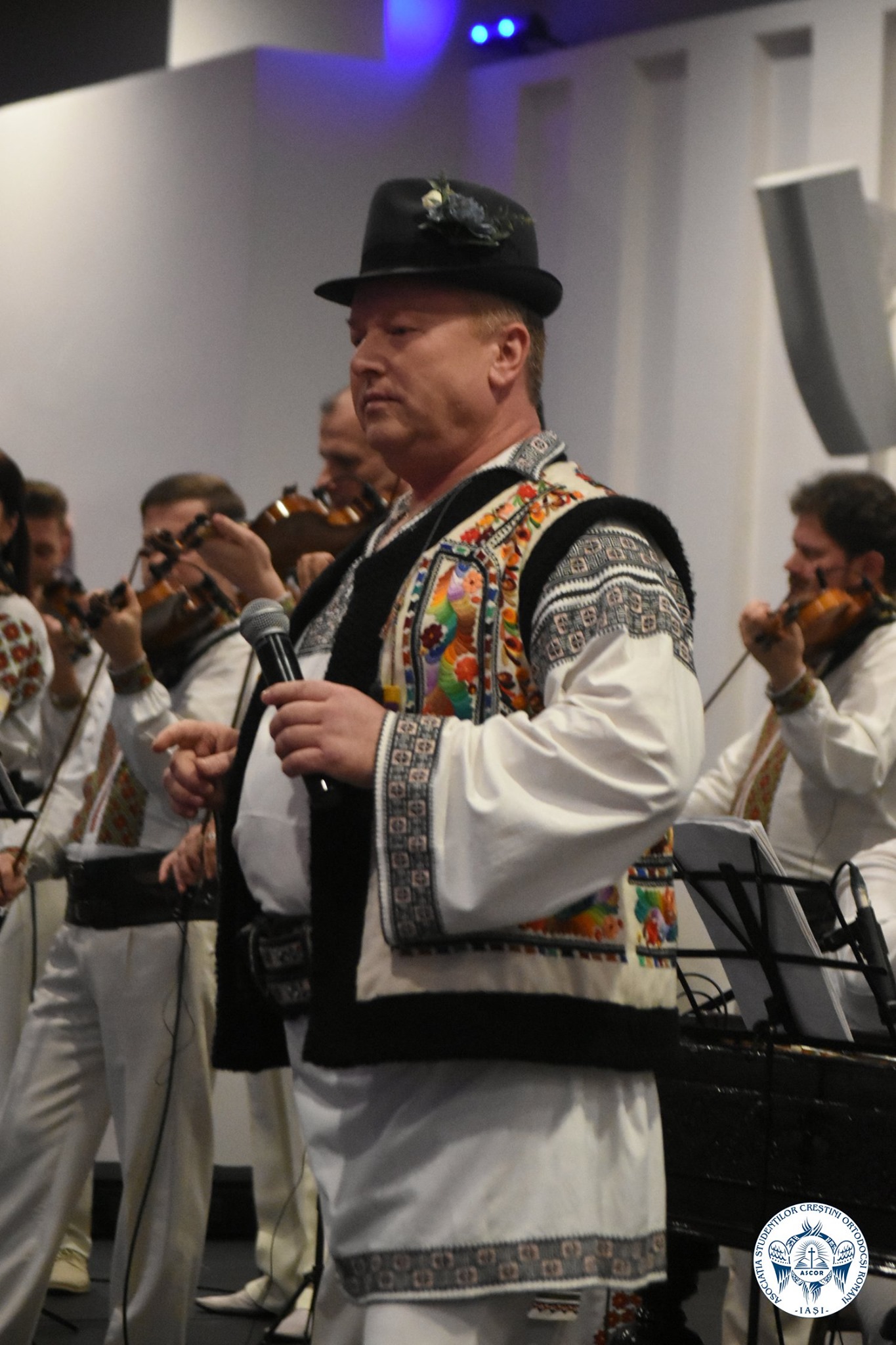 Spectacol caritabil organizat de ASCOR Iași