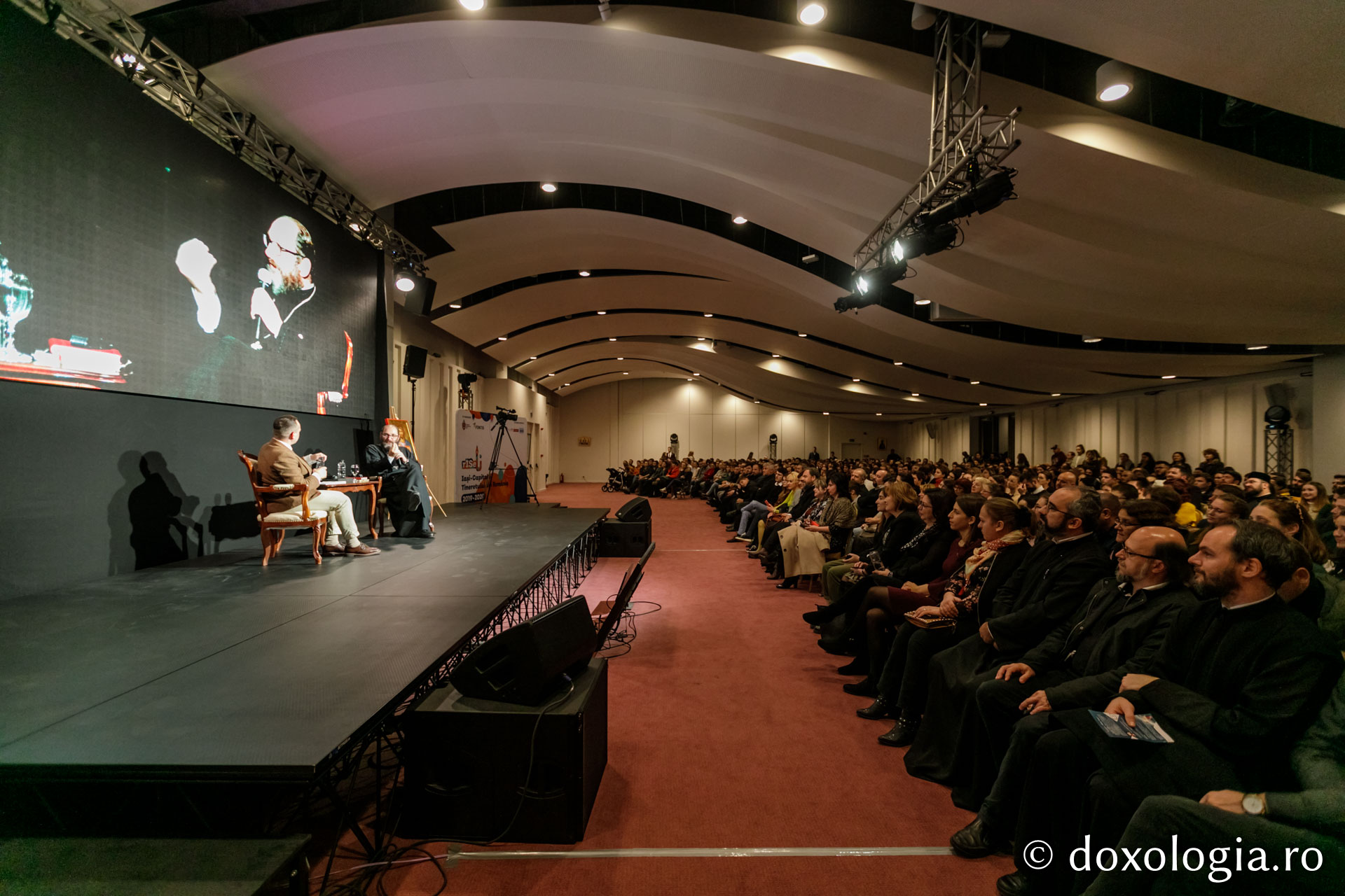 foto: pr. Silviu Cluci „Cum este cu putință să credem?” alături de părintele Constantin Necula: „Aduceți-vă aminte că sunteți nemuritori!”