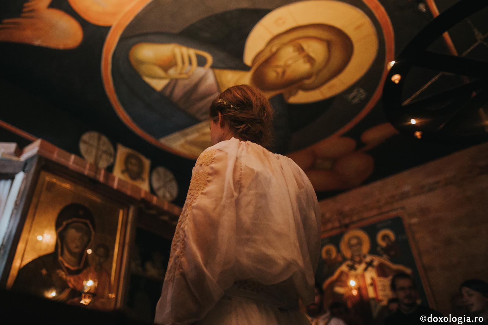 Hristos lucrează cu puterea Sa, nu cu a altuia