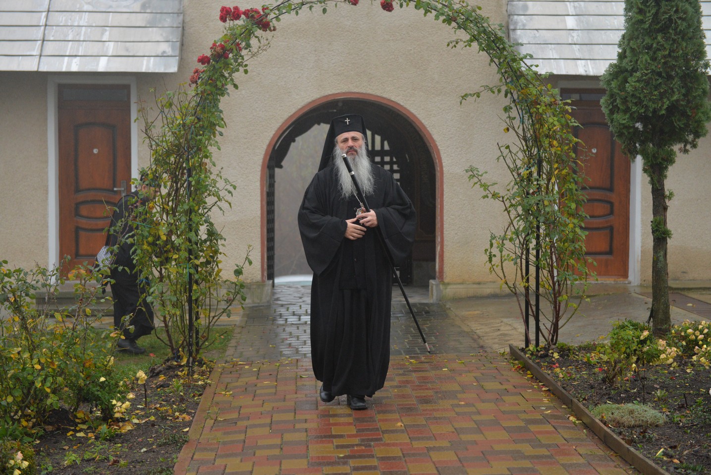 Slujbă arhierească la hramul mănăstirii nemțene Peștera