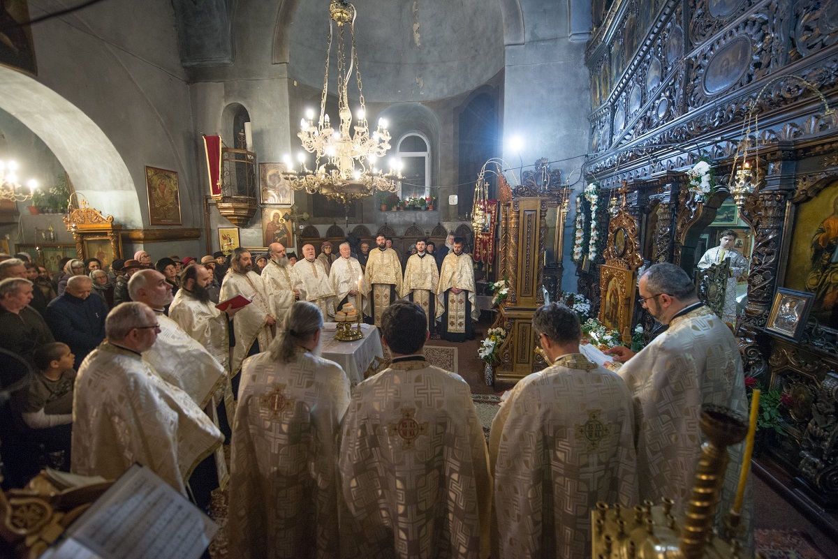 Hramul Parohiei Lozonschi din Iaşi: „Să vă bucurați că aveți asemenea sfântă ocrotitoare”