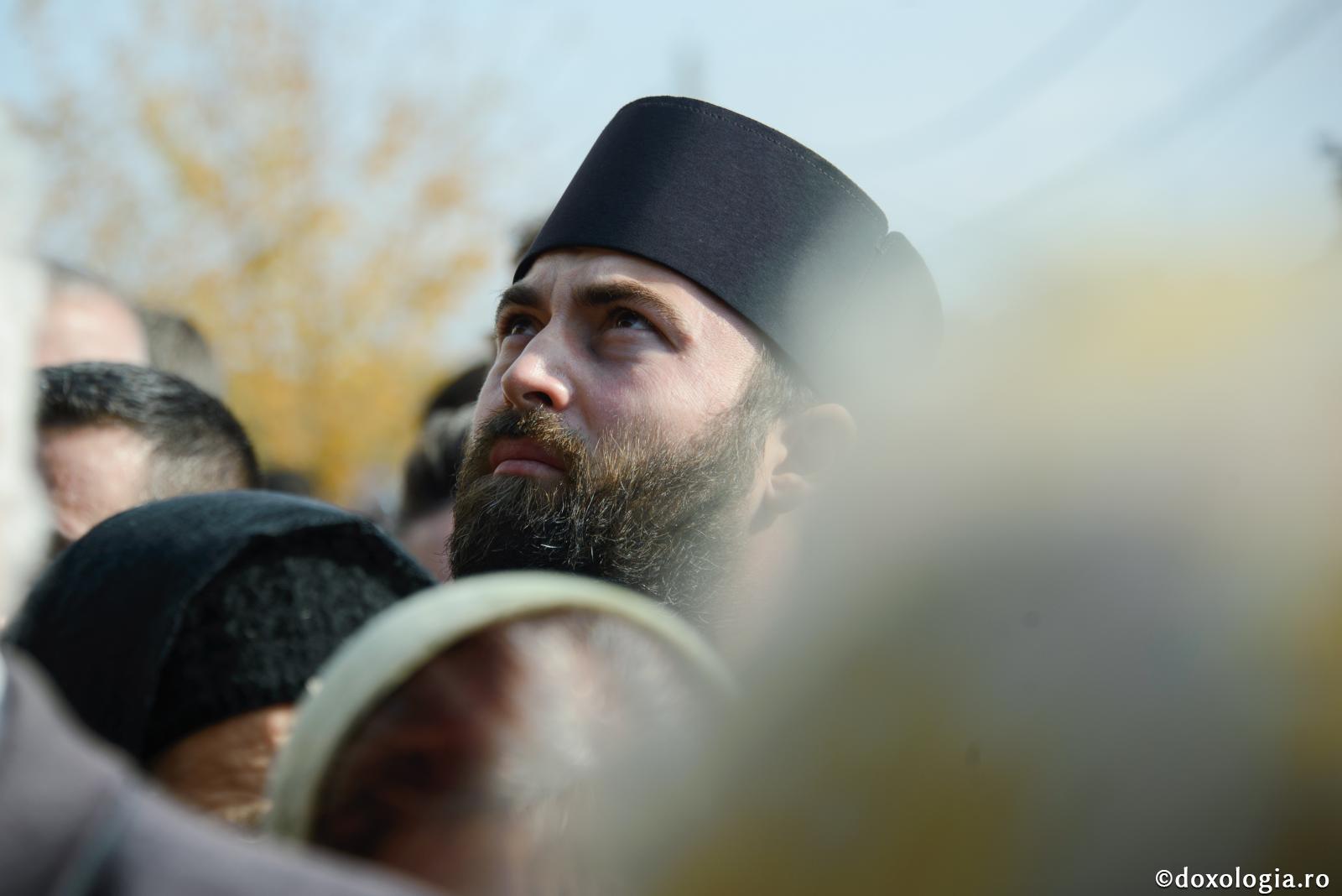 „Plângeți-vă greșelile, plângeți pentru ca inima voastră să nu se usuce”