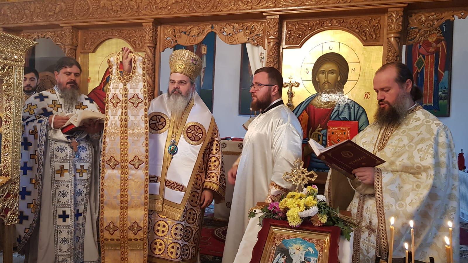 Liturghii arhierești în două eparhii ale Moldovei Liturghii arhierești în două eparhii ale Moldovei
