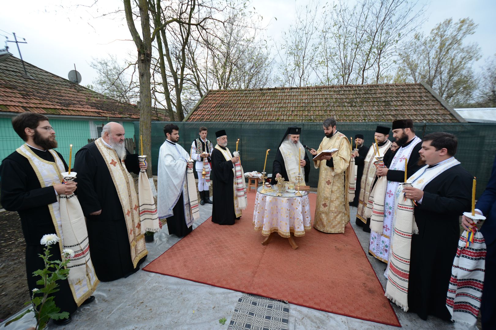 foto: Flavius Popa Părintele Mitropolit Teofan în vizită la Parohiile Bălușenii Noi și Ciornohal