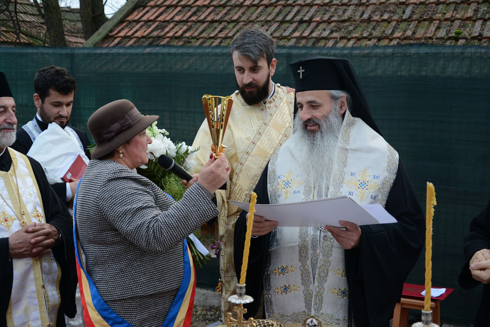 foto: Flavius Popa Părintele Mitropolit Teofan în vizită la Parohiile Bălușenii Noi și Ciornohal