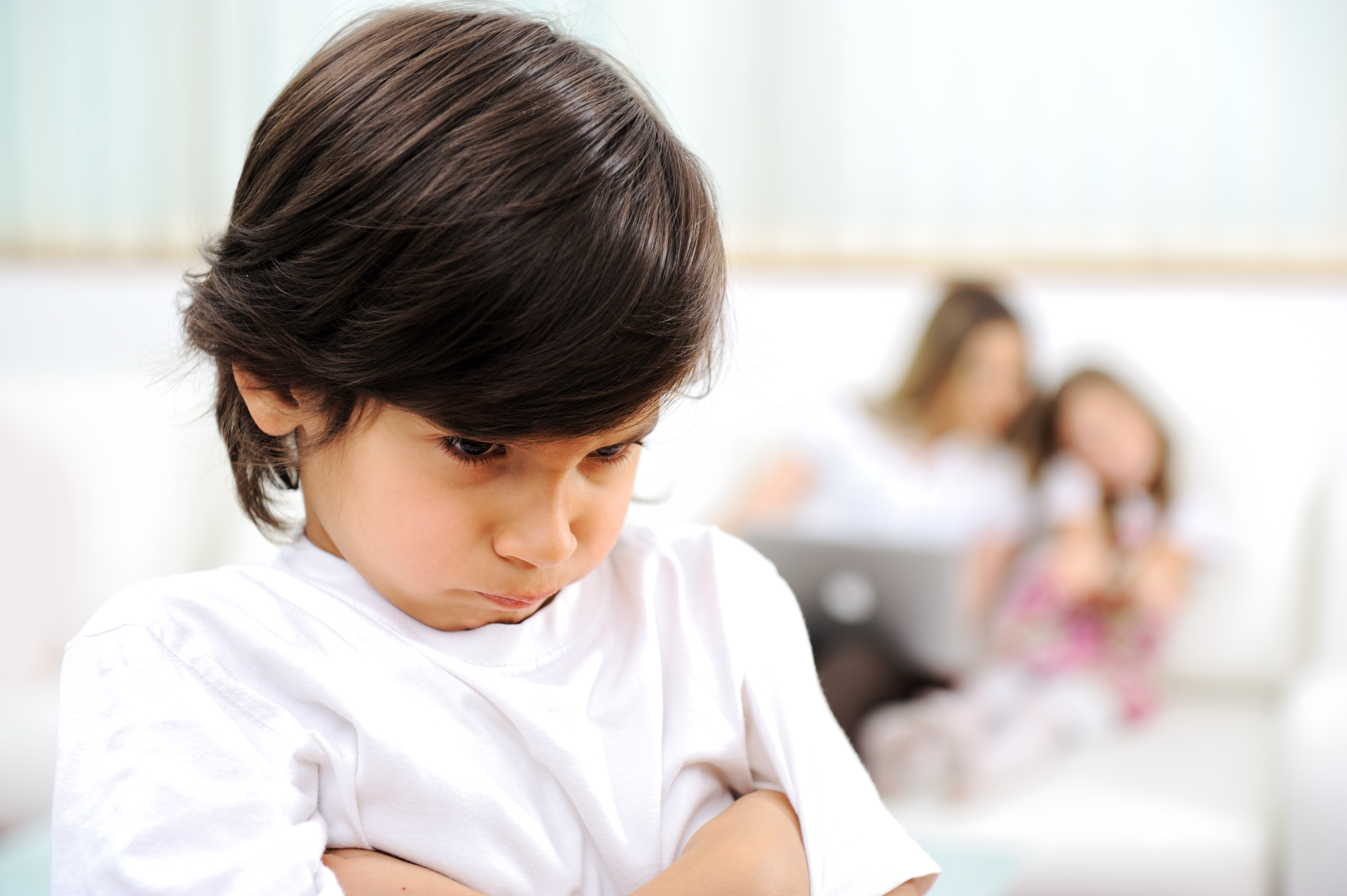 Nu-ţi iubeşti mama?