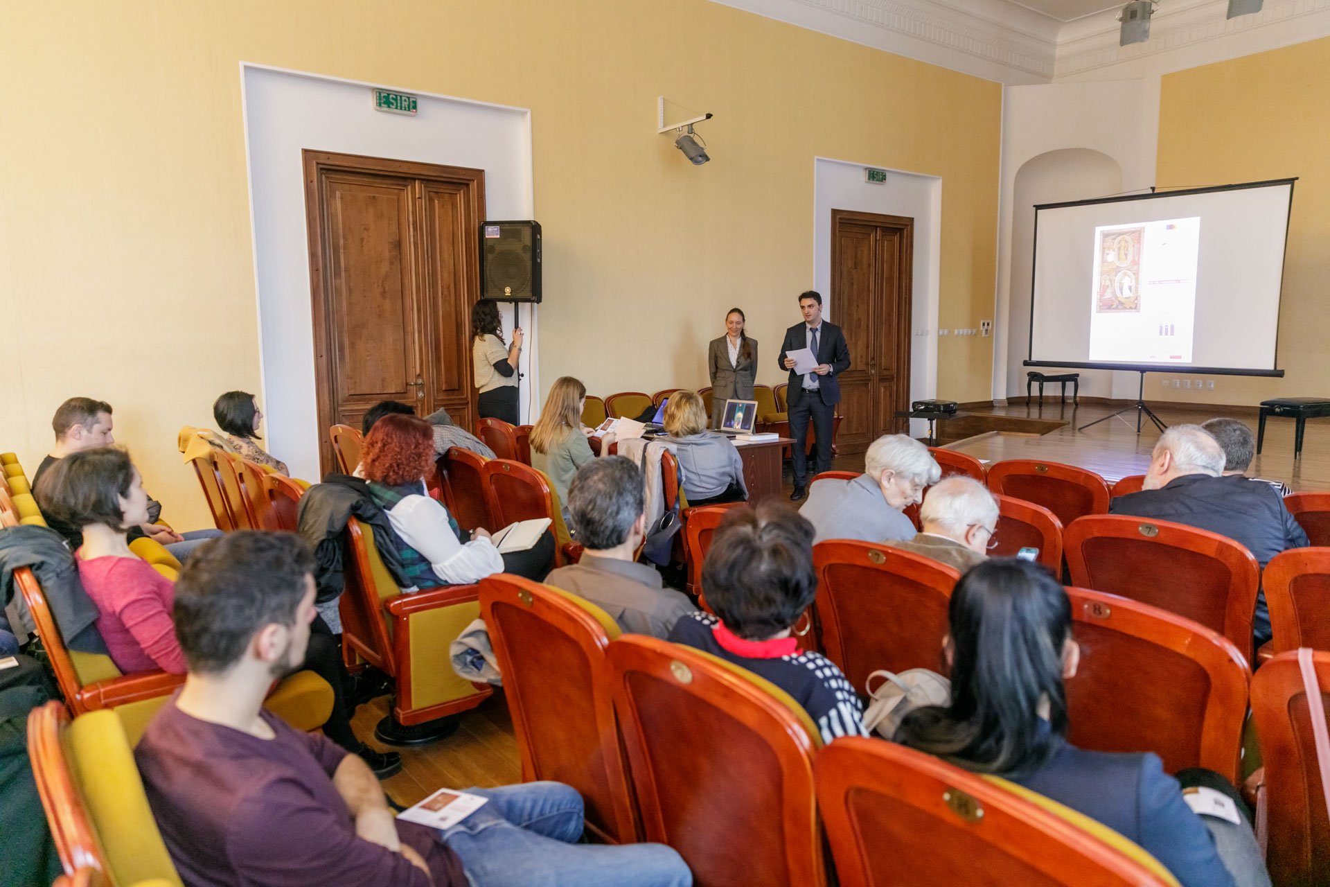 Simpozionul Internațional „Anastasis. Artă și Cultură Medievală între Orient și Occident”, la final