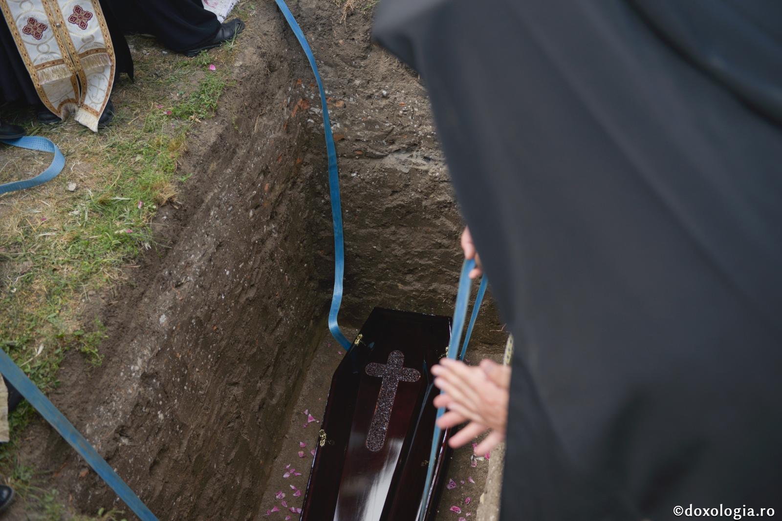 Domnul a rânduit să sfârşim viaţa noastră trupească prin moarte, ca astfel răul să nu fie veşnic