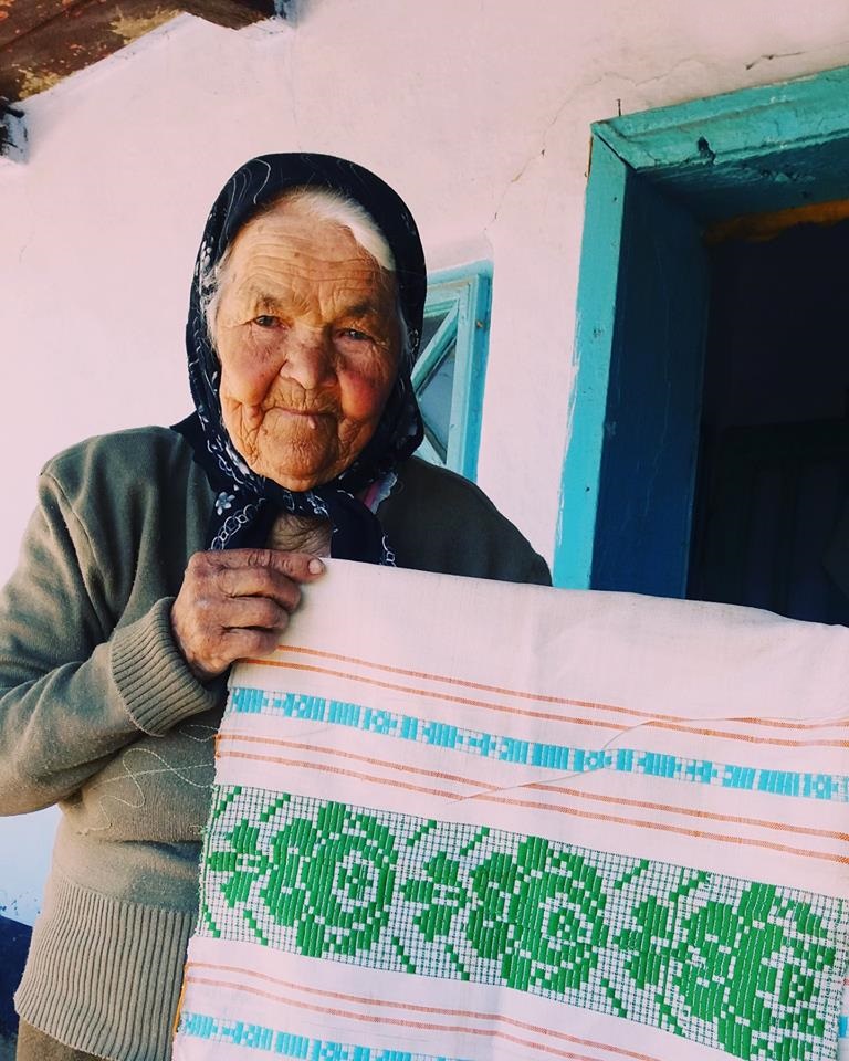 Victoria Smeu, la „90 de ani trecuți” – amintiri din vremea războiului Victoria Smeu, la „90 de ani trecuți” – amintiri din vremea războiului