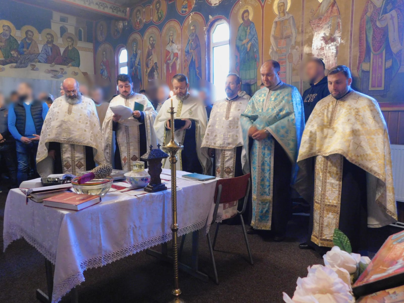 Taina Sfântului Maslu pentru persoanele private de libertate din Penitenciarul Bacău