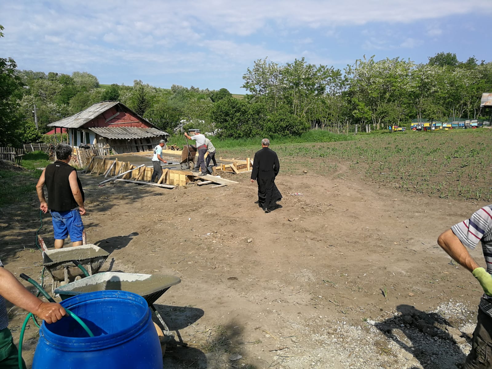 Casă pentru o familie nevoiaşă în Parohia Bărcu-Goşmani