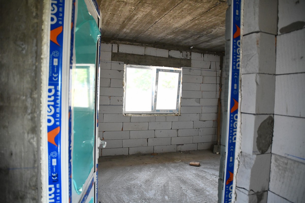 O familie nevoiașă din satul Ion Neculce se va muta într-o nouă casă