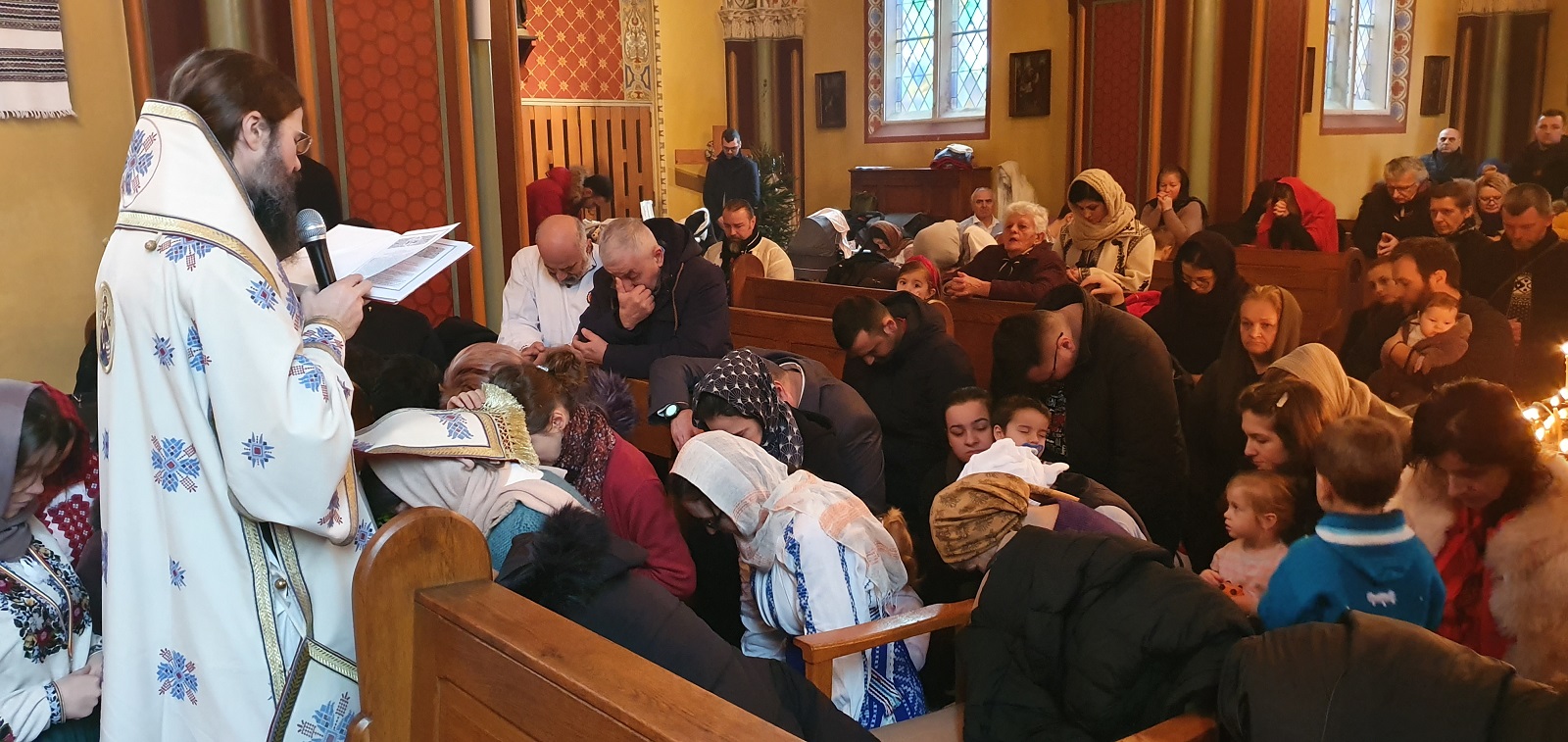 Concerte de colinde în Episcopia Europei de Nord dedicate familiei Smicală