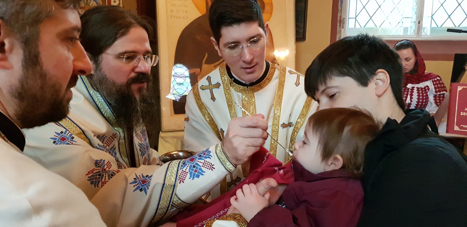 Concerte de colinde în Episcopia Europei de Nord dedicate familiei Smicală