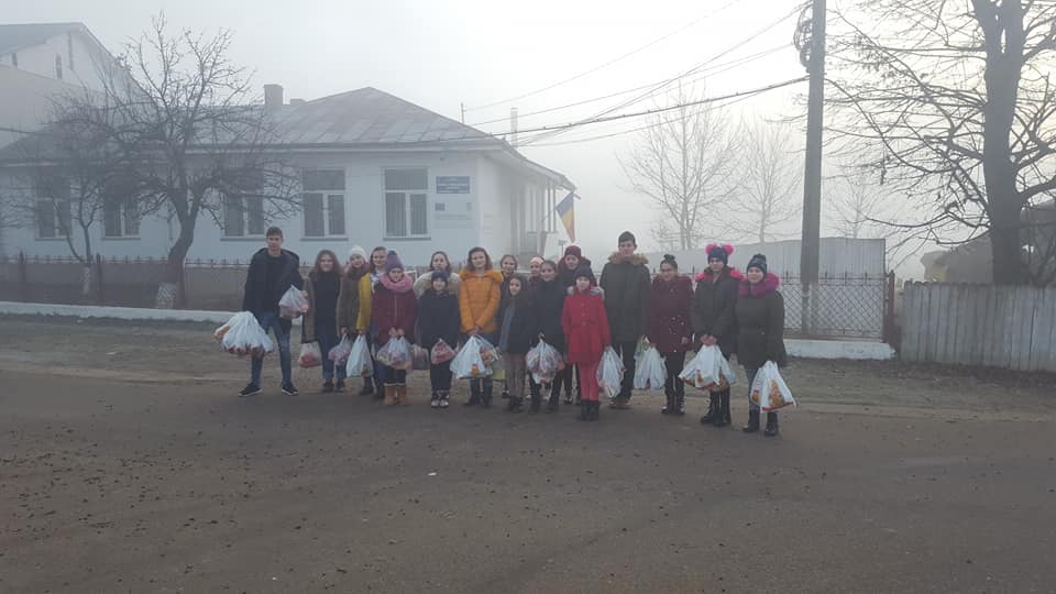 „Dăruind vei dobândi” în Parohia Cozmești „Dăruind vei dobândi” în Parohia Cozmești